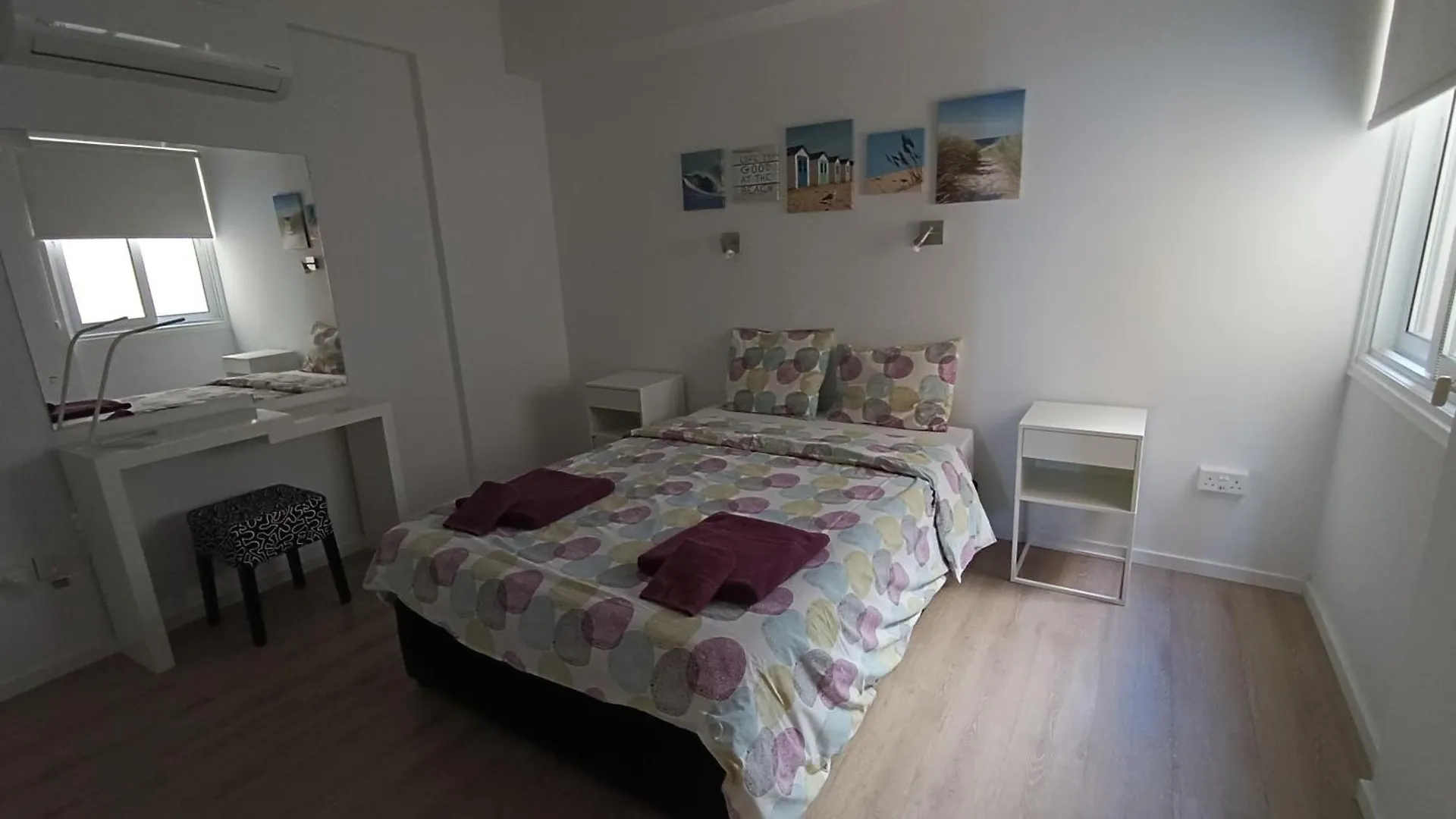 Sunorama Waterfront Apartment Larnaca